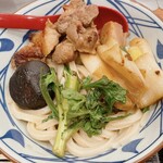 丸亀製麺 - ●鴨すきうどん　中　740円