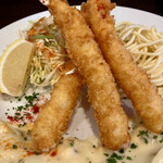 洋食 ツバキ亭 - 大きなエビフライ3本