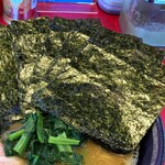 家系ラーメン たつ家 - 海苔増しは5枚100円。