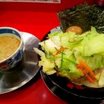 濃豚骨醤油ラーメン　馬力屋 - 濃厚鶏白湯つけ麺：880円＋野菜畑：100円