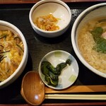 わらじや - 親子丼定食￥960（税込）