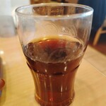 ガスト - レモンコーラ。炭酸系は混ぜても色が変わらず