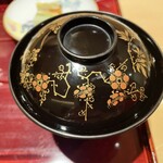 銀座 しのはら - 車麩の赤出汁