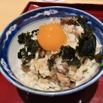 銀座 しのはら - 焼きすっぽんと氷魚の土鍋ご飯 すっぽんの卵黄の醤油漬け