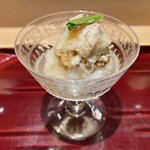 銀座 しのはら - 越前蟹とあん肝の飯蒸し 三つ葉乗せ