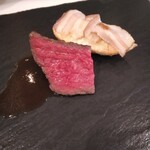 タツキ - 山形牛くりみ　海老芋　自家製ベーコン　黒にんにく