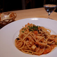 かもめのイタリアン - 牡蠣と白身魚と色々野菜のトマトソース