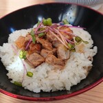 焼きあご塩らー麺 たかはし - チャーシュー丼