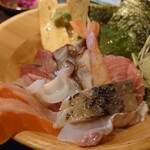 Umikara Sorahe - オススメ！7種海鮮丼
