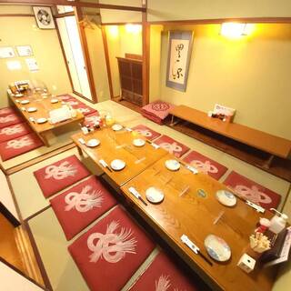 [Private tatami room available] Homely space ◎ Banquets and families are welcome