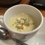 きんぼし - 志野コース（税込 3,410円）評価＝◎：白菜と太ネギのポタージュ（無料サービス）