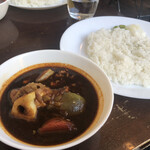 カリー＆ワイン ビストロべっぴん舎 - 