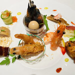 THE DINING シノワ唐紅花＆鉄板フレンチ蒔絵 - 海老を三種の調理法で季節の冷菜と共に