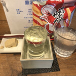 麹町いづみや しろ - カルビーかっぱえびせん、熊本 五ッ木 山うにとうふ、
      初孫 しぼりたて 生酛純米吟醸