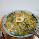 美珍樓 - 五目ラーメン680円