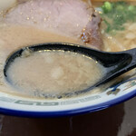 Ramen Kontasu - スープ