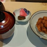 天㐂あらた - 〆の天丼、しじみの赤出汁