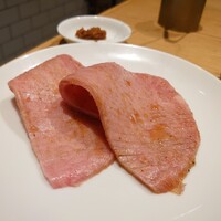 ビーフキッチン 渋谷店 - トモサンカク