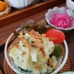 キッチン 鳶色 - 薩摩芋のデリ風サラダ
