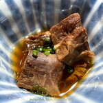 炭火焼肉 日本橋イタダキ - お通し（当店では「チャーム」と言うようです）