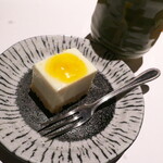 Sakanaryouri Semmon Toto Ichi - 酒粕チーズケーキに、三ヶ日みかんのソース。デザートまでご当地らしさ満載です！