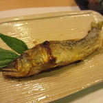 新ばし 星野 - 静岡県藁品川の鮎、しっとり焼き