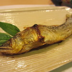 新ばし 星野 - 静岡県藁品川の鮎、カリカリ焼き