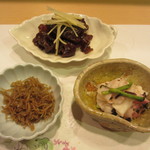 新ばし 星野 - 松坂牛のしぐれ煮、白蕪の漬け物、ちりめん山椒