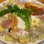 じどりや 穏座 - 淡海地鶏スモークなどなど