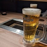 Yakiniku Ponga - 一杯目の生ビール！