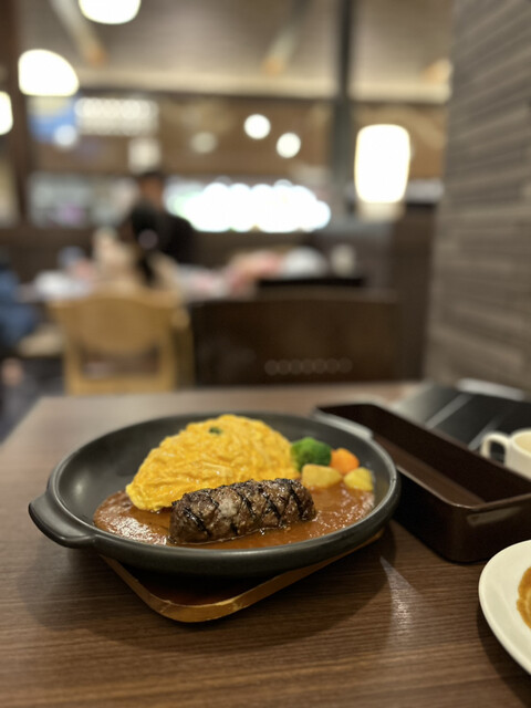 十六雑穀オムライス＆炭焼きハンバーグ専門店 おむらいす亭 熊本イオン