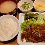 パルファン - 煮込みハンバーグ