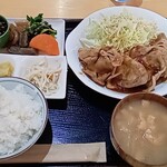 食事処 かぐやひめ - 料理写真:しょうが焼き定食(1,000円)