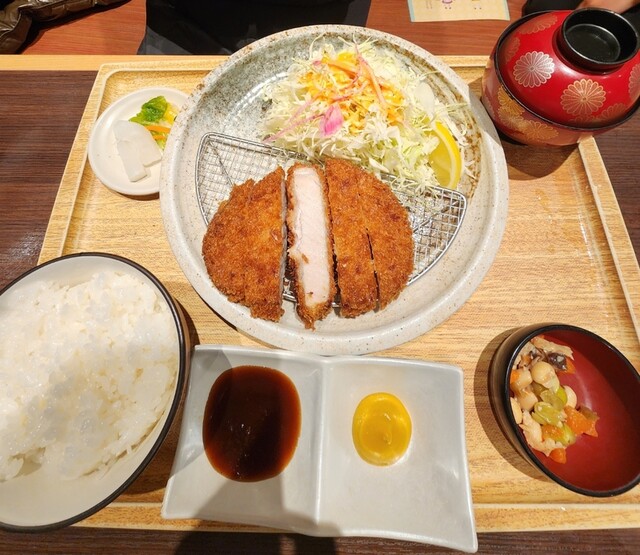 Oshokuji Dokoro Suishun Tei photo 3