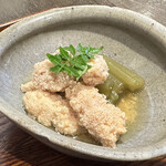 大阪 松下 - タラの子とフキの炊き合わせ。フキの焚き加減が最高です。シャキシャキしており、すっごい手間をかけて作られていることが良くわかります。予熱で炊かれているんだなと、そして一発で味を決められてるのに感動です。