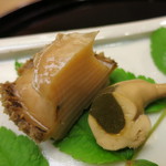 割烹 喜作 - 25年6月　前菜　北海道産トコブシ・肝焚き合せ