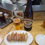 天龍 - 餃子にビールは黄金コンビです