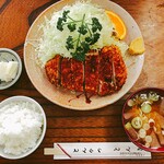 Tonkatsu Tonki - 特大とんかつ定食