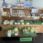 Oshokuji Dokoro Toyomi - お野菜もいろいろあります。そういえば、菊芋、ここで初めて知って、調理法も教えてもらった。
