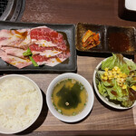 Yakiniku Raku - 