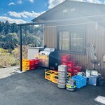 小坂食堂 - 焼網の洗浄機