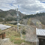 小坂食堂 - 座敷席から櫛田川