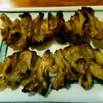 菊乃家本店 - 鳥皮(塩)