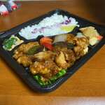 まっすぐ弁当 - 黒酢酢鶏弁当