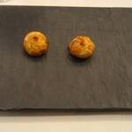 タツキ - グジェール　シュー皮の中にチーズ
      が入っていました