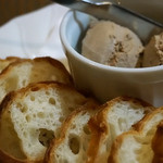 アルモニー - 201306　定番のレバパテ