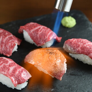 ★Exquisite meat Sushi grilled right in front of your eyes♪