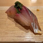 Tennen honmaguro ariso zushi - 千葉県産 釣り物の真鯵