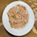 焼肉 栄養楼 - 塩ホルモン（シマチョウ）