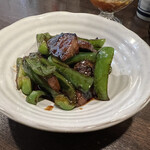 金町製麺 - 豚レバーとピーマンの牡蠣油炒め　430円